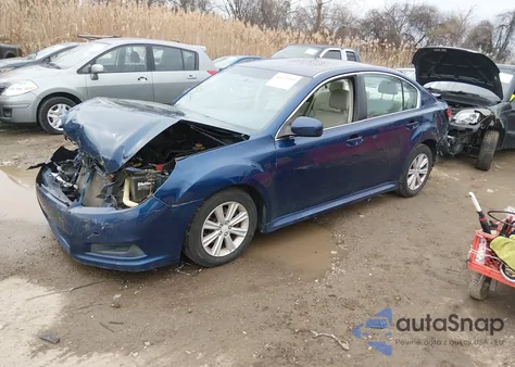 2010 Subaru Legacy 2.5I Premium z USA, uszkodzony, nr VIN 4S3BMCB69A3228966